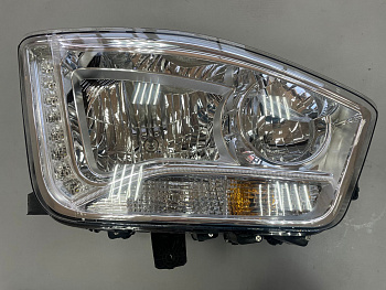 Фара передняя правая Foton AUMAN тягач BJ4189